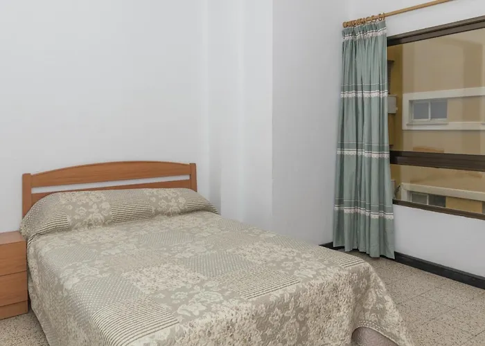 Estirpe, 2º-4 Apartman *