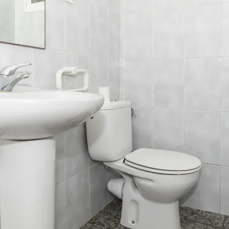 Apartamento Estirpe, 2º-4 *